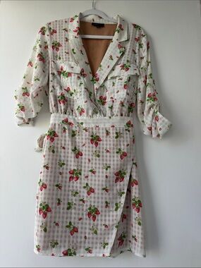 MAJORELLE White Strawberry-Print Wrap Shirt Dress Size Medium